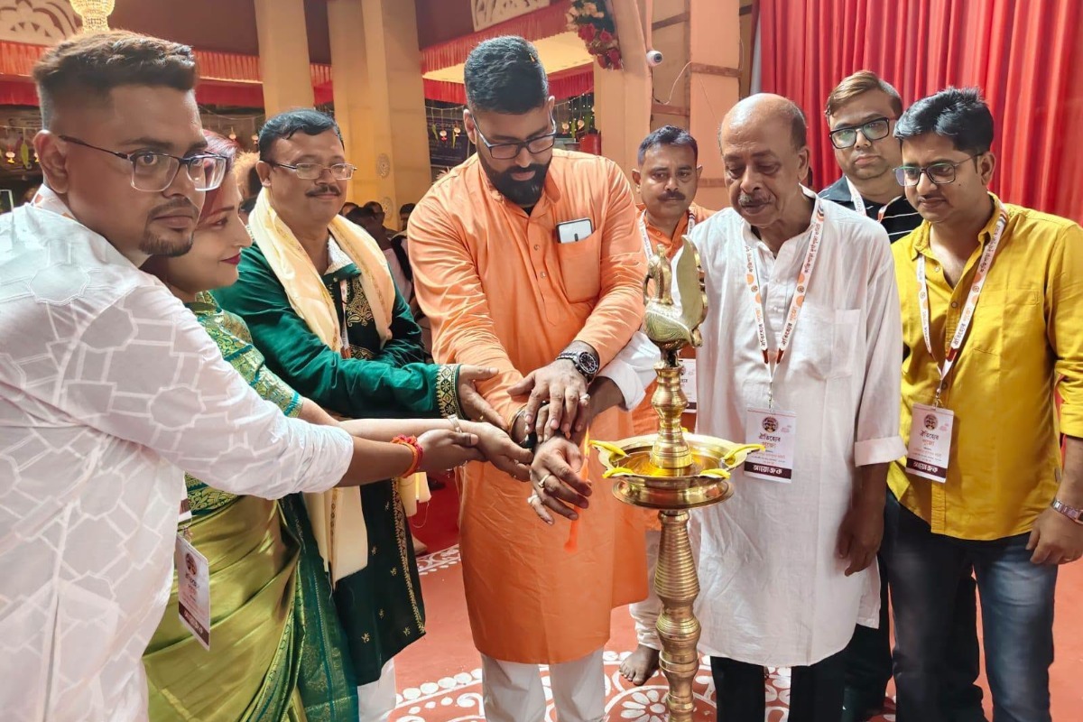 Visited Kazipara Durgotsav Committee, Ward 25, Mandal 2, Rajarhat Gopalpur Assembly Constituency
