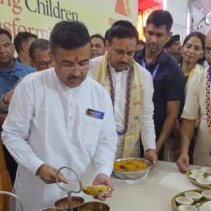 Launch of Mid-Day Meal Programme by ISKCON Annadata Foundation - Photo 7