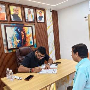 Visit to Kestapur Janata Office - Photo 3