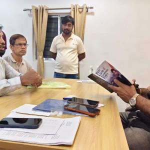 Visit to Kestapur Janata Office - Photo 8