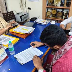 Assuming Office as President of the Governing Body of Sarojini Naidu College for Women - Photo 1