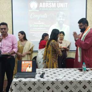 Assuming Office as President of the Governing Body of Sarojini Naidu College for Women - Photo 6