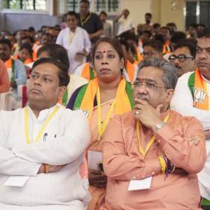 Listening to the 137th Episode of Mann Ki Baat - Photo 3