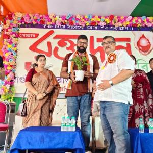 Blood Donation Camp at Baguihati Old Market - Photo 1
