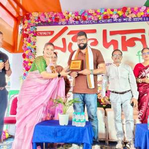 Blood Donation Camp at Baguihati Old Market - Photo 2