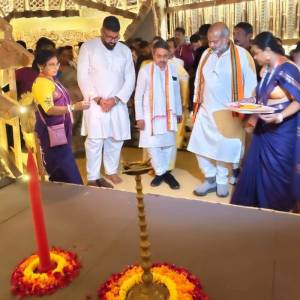 Durga Puja Inauguration Ceremony at Dumdum Park Youth Team's Puja - Photo 6