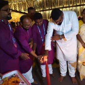 Durga Puja Inauguration Ceremony at Dumdum Park Youth Team's Puja - Photo 7