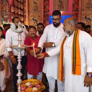 MLA Tarunjyoti Tewari Attends the Mandap Inauguration Ceremony of Dakshinpara Youth Council - Photo 2