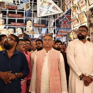 MLA Tarunjyoti Tewari Attends the Durga Puja Inauguration Ceremony at Baguiati Railpukur United Club in the Presence of West Bengal Education Minister Jagannath Chatterjee - Photo 2