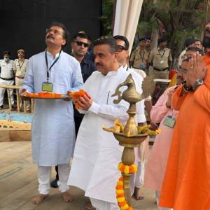West Bengal Chief Minister Suvendu Adhikari Visits Telipukur Puja, Keeps His Promise to Workers' Families - Photo 2