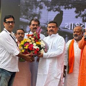 West Bengal Chief Minister Suvendu Adhikari Visits Telipukur Puja, Keeps His Promise to Workers' Families - Photo 3