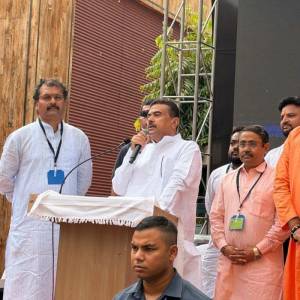 West Bengal Chief Minister Suvendu Adhikari Visits Telipukur Puja, Keeps His Promise to Workers' Families - Photo 9