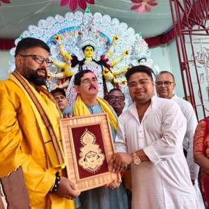 Attended the Durga Puja at Debjit’s Residence on His Invitation, Rajarhat Gopalpur Assembly Constituency - Photo 3