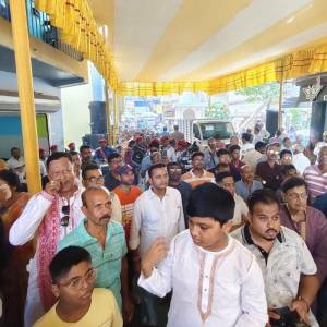 Distributed Durga Puja Gifts to Local Residents in Front of Tegharia Loknath Temple - Photo 3