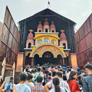 The Chariot of Bengal: Dumdum Park Bharat Chakra – A Spectacular Durga Puja Attraction - Photo 1